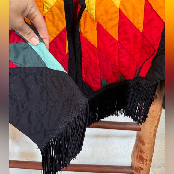 Handmade quilt coat, cropped with fringe. - Picture 5 of 6